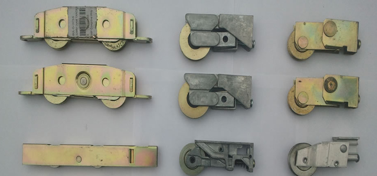 patio sliding door wheel replacement Pace